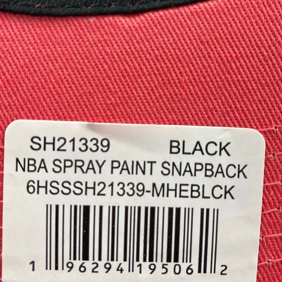 New mitchell & NESS MIAMI HEAT SNAPBACK SPRAY PAINT HAT CAP NBA BLACK RED UNISEX - Picture 9 of 11